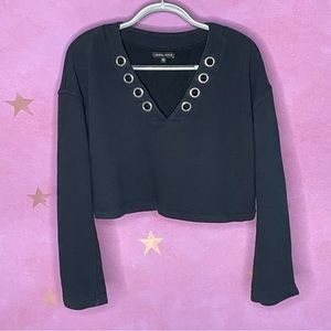 Kendall & Kylie S Oversized Black Grommet Front Long Sleeve Cropped Sweatshirt M